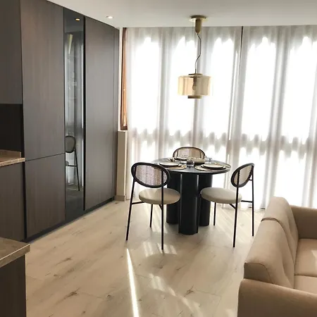 Apartment Luxury Homes Collection, *