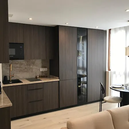 Luxury Homes Collection,