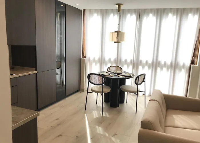 Daire Luxury Homes Collection, *