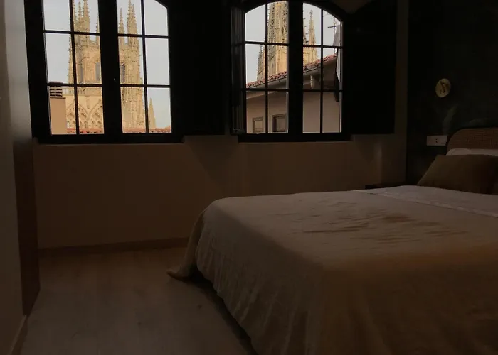 Daire Luxury Homes Collection, Burgo