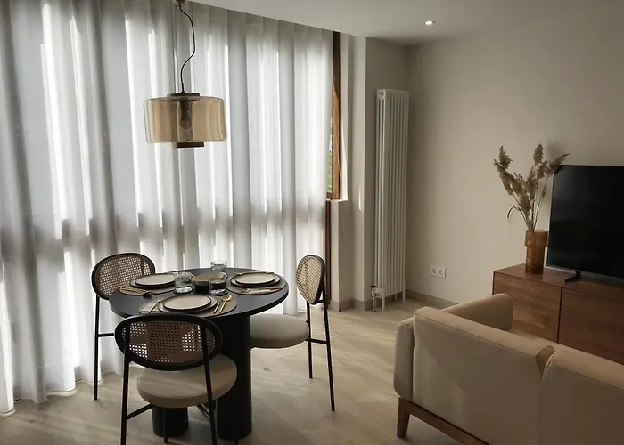 Luxury Homes Collection, * Burgo