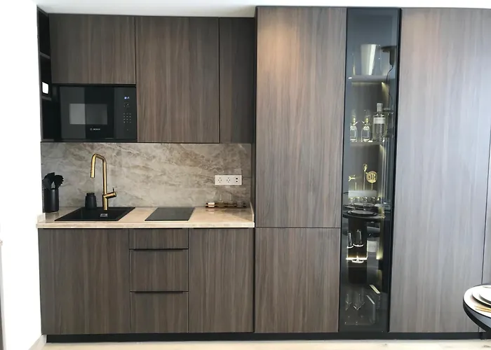 Luxury Homes Collection, Burgo